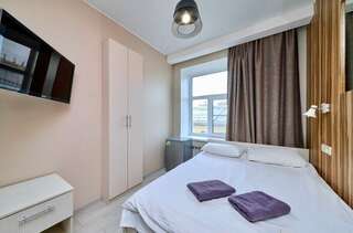 Гостиница Капитал Санкт-Петербург Стандартный Двухместный номер с двуспальной кроватью и собственной ванной комнатой-4