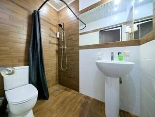 Гостиница Капитал Санкт-Петербург Стандартный двухместный номер с двуспальной кроватью без окна-7